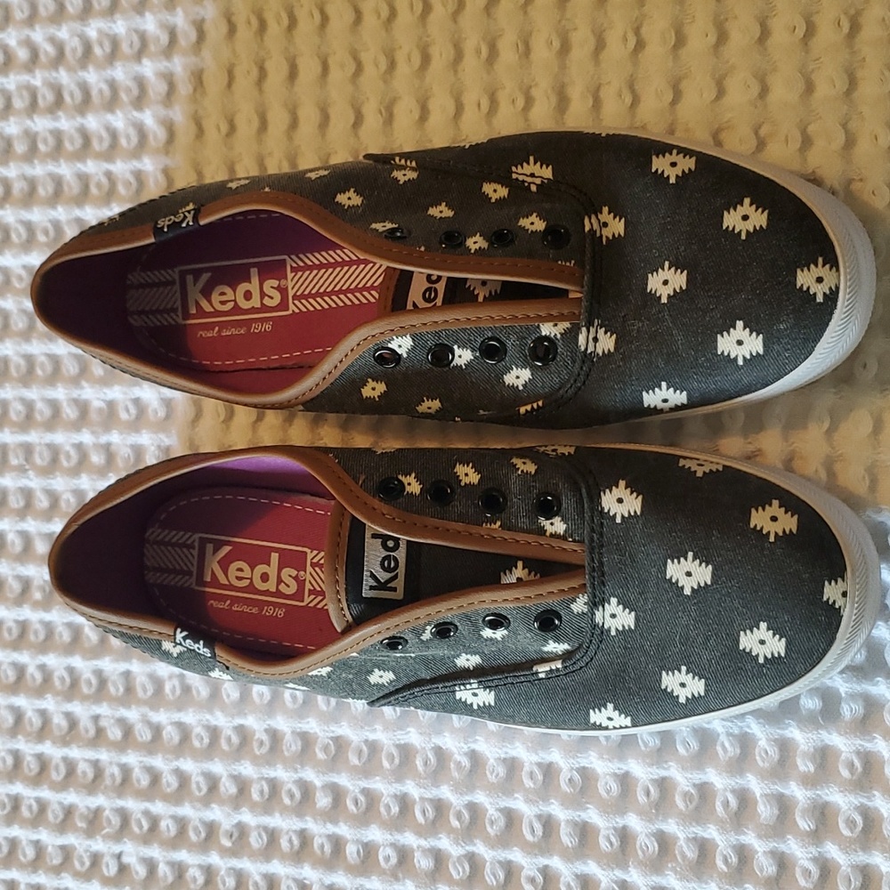 NWOT Keds